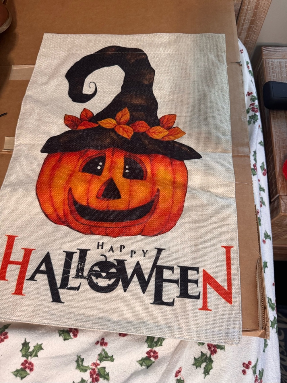 Halloween Garden Flag with Pumpkin Witch Hat